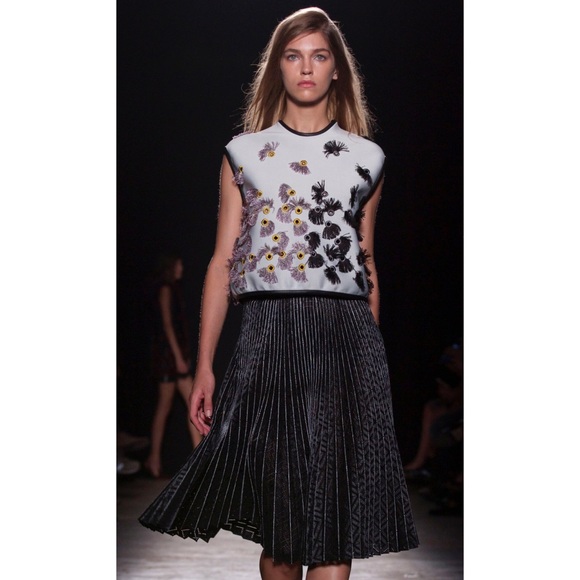 La Petite Française Black French Designer Pleated Midi Skirt - Picture 2 of 7